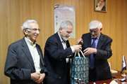 دیدار دکتر جهانگیر مظفریان دانش آموخته پیشکسوت دانشگاه با دکتر بهادری